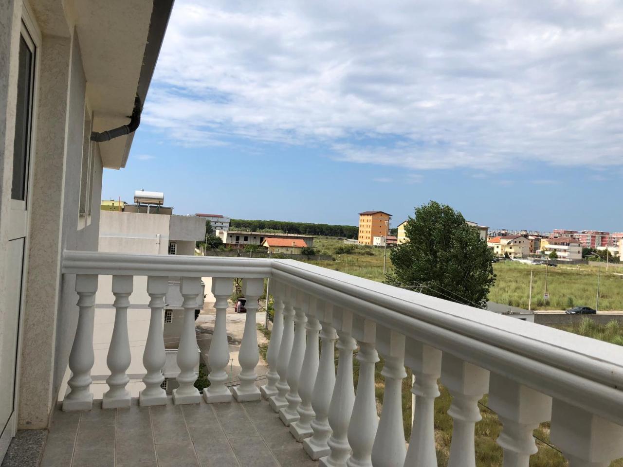 Doci Seven Hotel Velipoja Kültér fotó